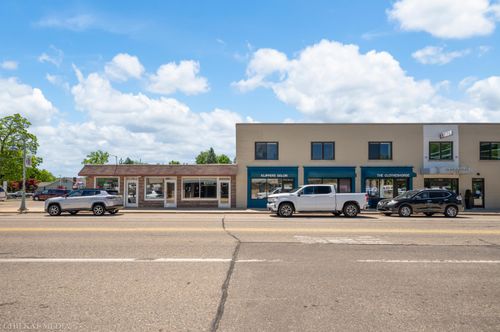 4516 Lake St, Bridgman, MI, 49106-9768 | Card Image