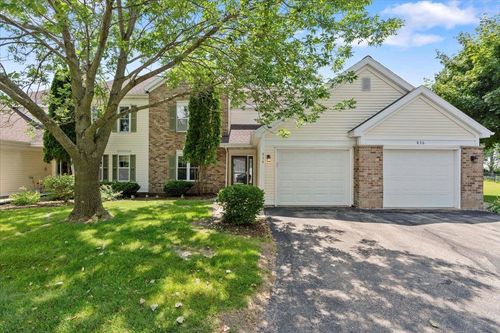 834 Jenna Ct, Verona, WI, 53593-8338 | Card Image