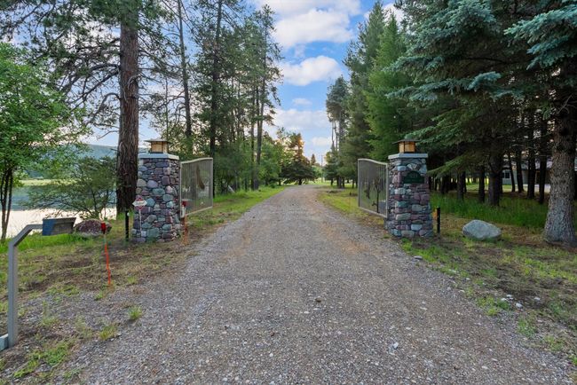 Gated entry | Image 107