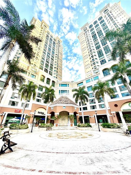 01-103 Avenida De Diego, San Juan, PR, 00911 | Card Image