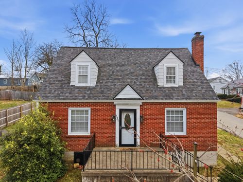 531 Fairway Dr, Harrodsburg, KY, 40330-2003 | Card Image