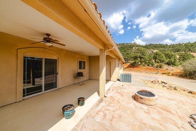 Patio | Image 17