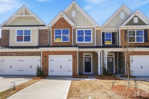 4257 Black Ct, Harrisburg, NC, 28075-7498 | Card Image