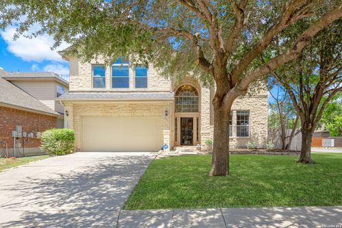 326 Loch Lomond Dr, Cibolo, TX, 78108-3567 | Card Image