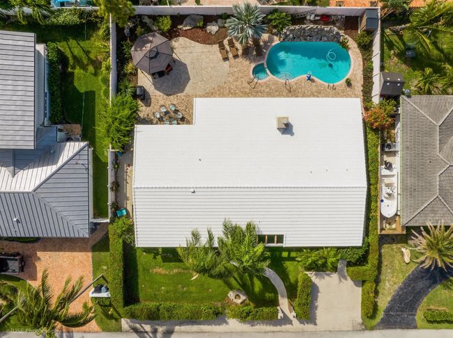 4211 Ne 26 Th Ter, House other with 3 bedrooms, 3 bathrooms and null parking in Lighthouse Point FL | Image 4