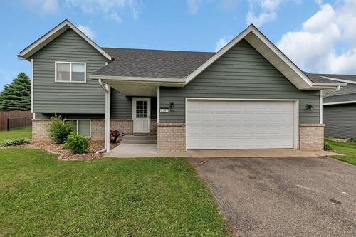 1285 Stone Ridge Rd, Sauk Rapids, MN, 56379-2563 | Card Image