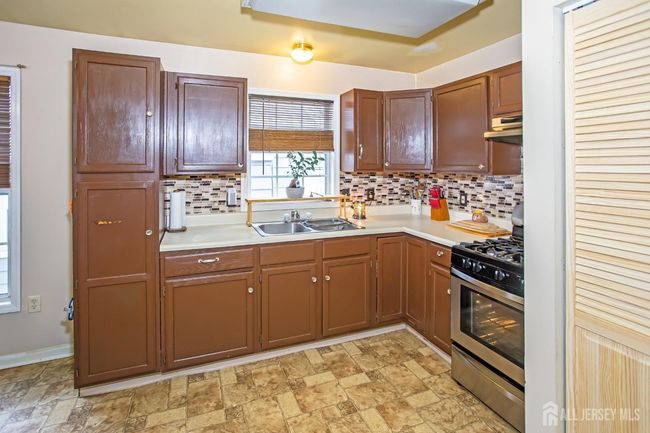11 Milton Ave, House other with 2 bedrooms, 2 bathrooms and null parking in Woodbridge NJ | Image 12