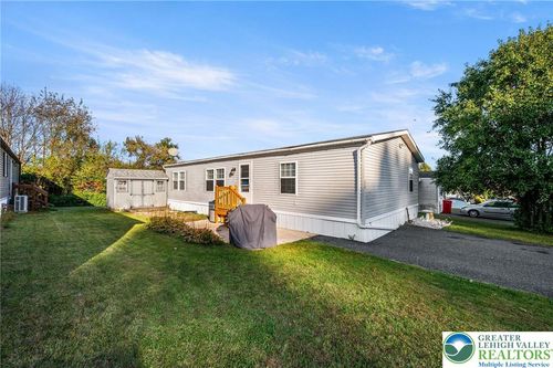 328 Ashford Ln, HEREFORD, PA, 18056-1513 | Card Image