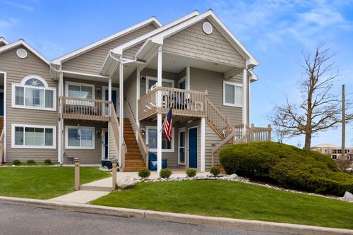 13766 Unit 101 S West Bay Shore Dr, Traverse City, MI, 49684 | Card Image