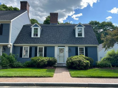 15-15 Seaborn Pl, Lexington, MA, 02420-2002 | Card Image
