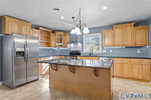 4204 N Cresthill Ct, Chester, VA, 23831-4622 | Card Image