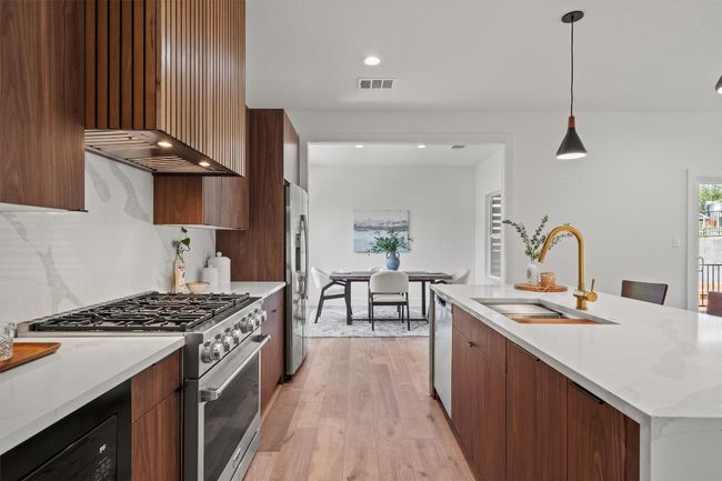 A - 5304 Samuel Huston Ave, House other with 4 bedrooms, 4 bathrooms and null parking in Austin TX | Image 6
