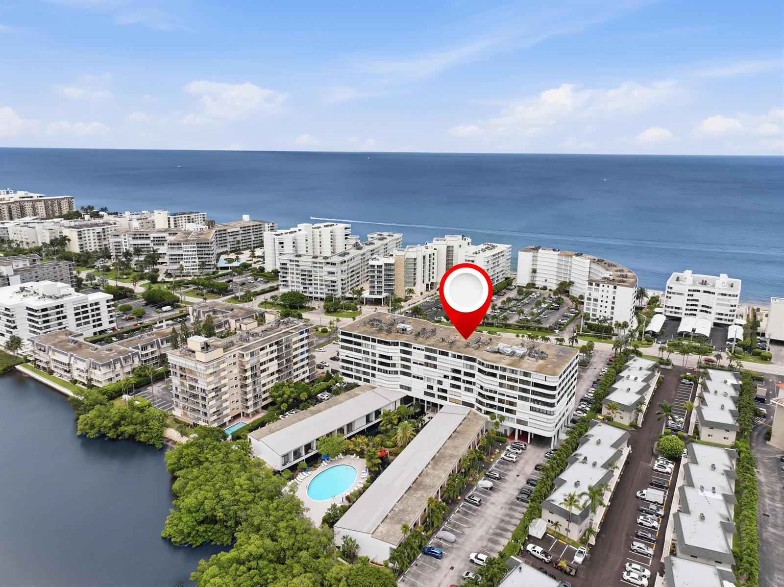 Residential in South Palm Beach 3