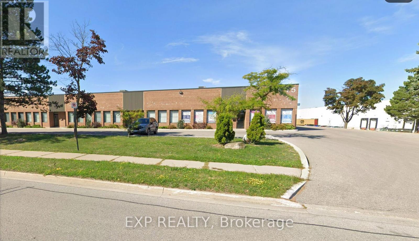 Commercial Sale in Richmond Hill (Beaver Creek Business Park) 2