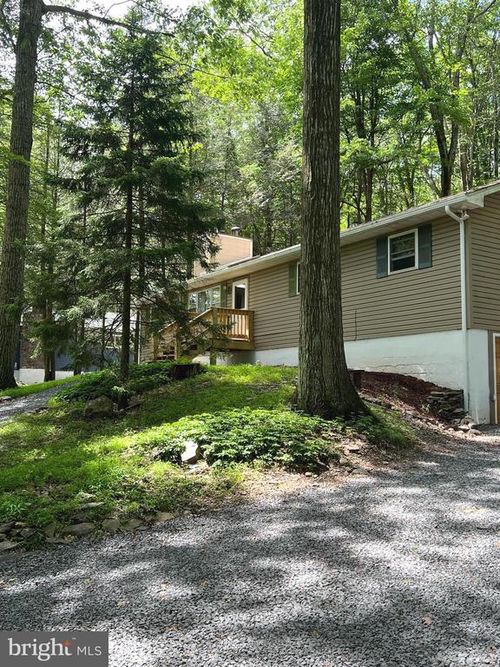 1553 Locust Ln, Pocono Lake, PA, 18347-7752 | Card Image