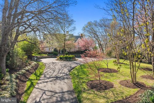 2307 Russell Rd, ALEXANDRIA, VA, 22301-1533 | Card Image