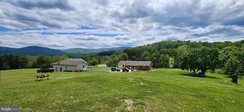 4001 Bentonville Rd, BENTONVILLE, VA, 22610-2559 | Card Image