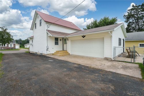 310 W Main St, Thorp, WI, 54771-9406 | Card Image