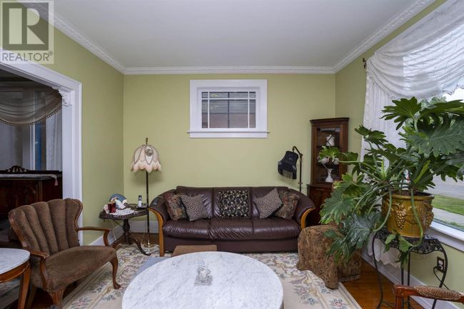 603 Marks St S, Home with 3 bedrooms, 2 bathrooms and null parking in Thunder Bay ON | Image 4