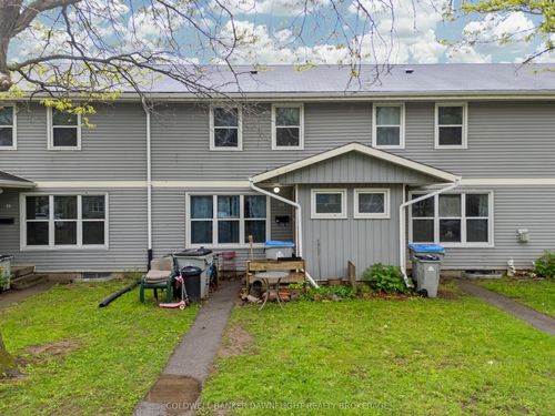 {{alt}} | Card Image