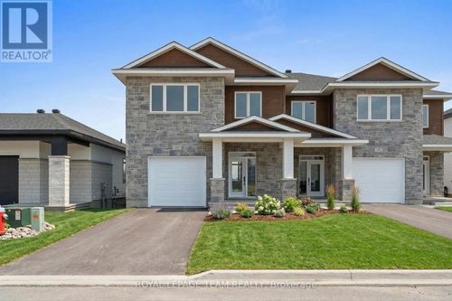 1016 Moore Street, Brockville, ON, K6V0H2 | Card Image