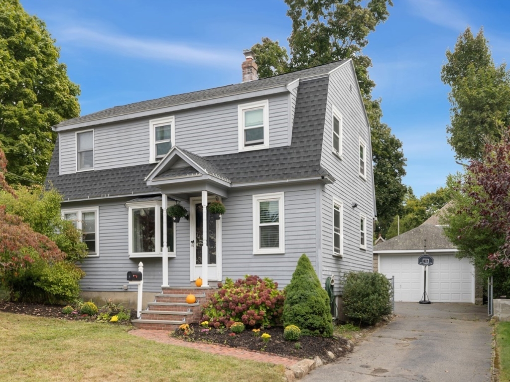 Bates Park Ave, Beverly, MA 01915