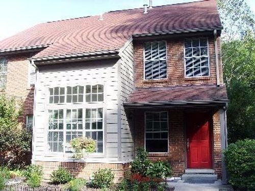 10555 Montgomery Rd, Montgomery, OH, 45242-4454 | Card Image