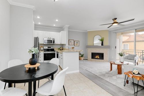 306-2050 Camino De La Reina, San Diego, CA, 92108-3003 | Card Image