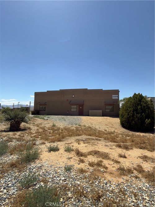 22379 Eyota, Apple Valley, CA, 92308 | Card Image
