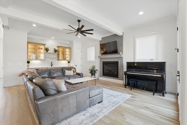 305 37 Th Ave N, House other with 5 bedrooms, 6 bathrooms and 1 parking in Nashville TN | Image 9