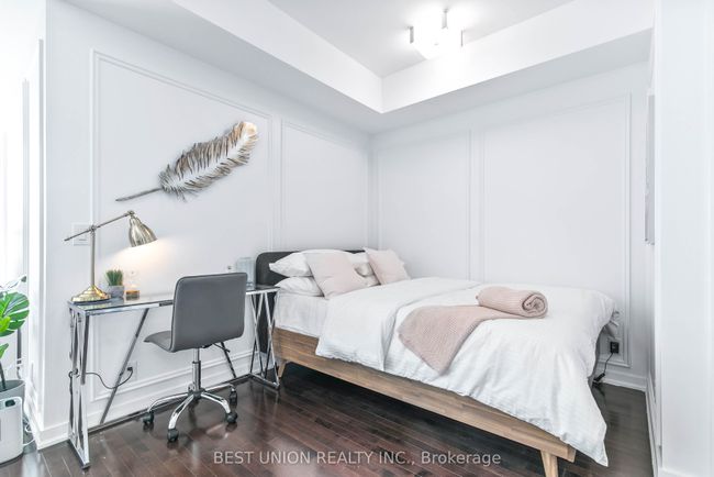 6406 - 14 York St, Condo with 2 bedrooms, 1 bathrooms and 1 parking in Toronto ON | Image 16