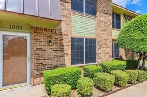 1005 Vedral Pl, Cedar Hill, TX, 75104-4763 | Card Image