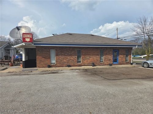 70 S Cleveland Ave, Mogadore, OH, 44260-1442 | Card Image