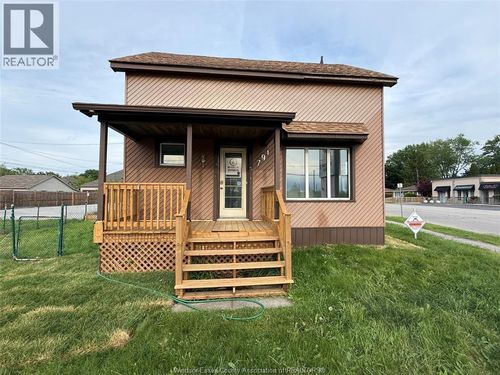791 Front Rd, LaSalle, ON, N9J2A3 | Card Image