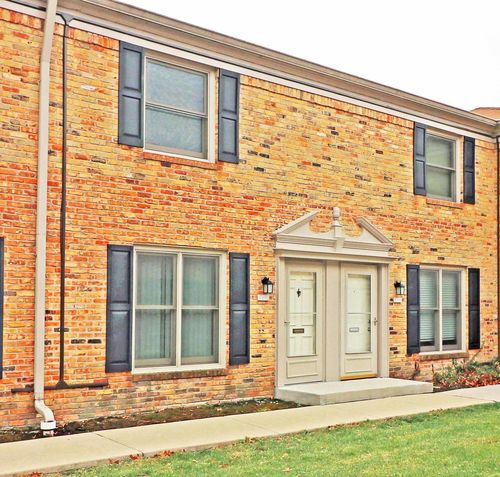1723 Sessions Walk, Hoffman Estates, IL, 60169-6813 | Card Image