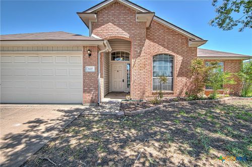 607 Moccasin Dr, Harker Heights, TX, 76548-7420 | Card Image