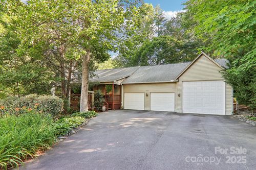 123 Brandymill Loop, Etowah, NC, 28729-9786 | Card Image
