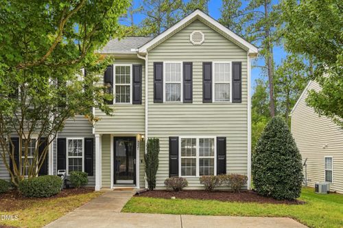 5221 Malik Dr, Durham, NC, 27703-9375 | Card Image