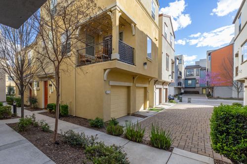 91b-413 Tailoff Ln, Sacramento, CA, 95818-2864 | Card Image