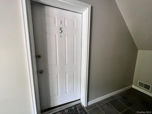 apt-5-310 Jersey Ave, Greenwood Lake, NY, 10925-4149 | Card Image