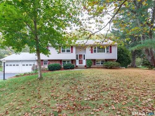 55 Russo Dr, Guilford, CT, 06437-2154 | Card Image