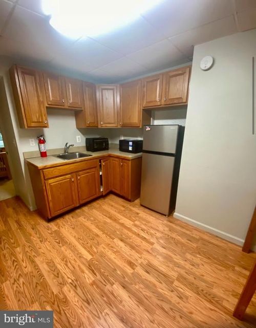 10321 Watford Ln, FREDERICKSBURG, VA, 22408-0283 | Card Image
