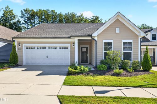 945 Coast Grade St, Wake Forest, NC, 27587-7218 | Card Image