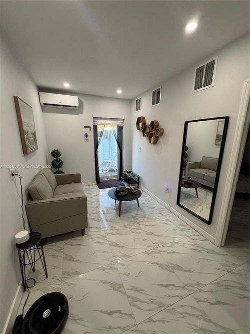0-19751 Sw 124th Ct, Miami, FL, 33177-4935 | Card Image