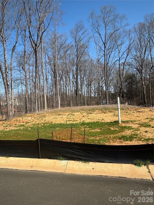 6740 Fairford Dr, Charlotte, NC, 28215 | Card Image