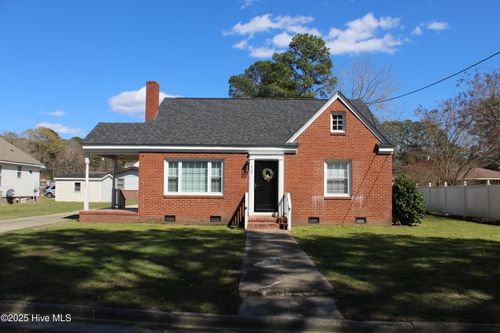 409 Roberts St, Ahoskie, NC, 27910-3645 | Card Image