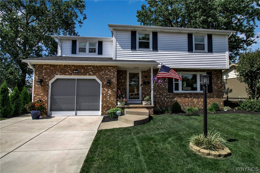 Parkside Dr, Lancaster, NY 14086