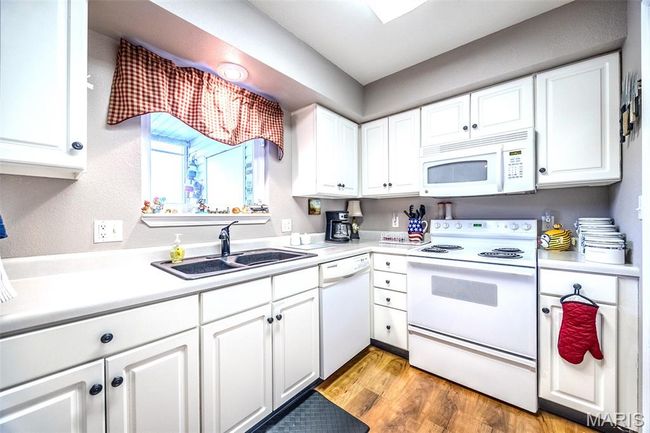 UNIT-3-304 - 40 Lighthouse Rd, Condo with 2 bedrooms, 2 bathrooms and null parking in Lake Ozark MO | Image 8