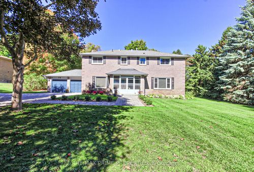 18 Testa Street, East Gwillimbury, ON, L0G1R0 | Card Image