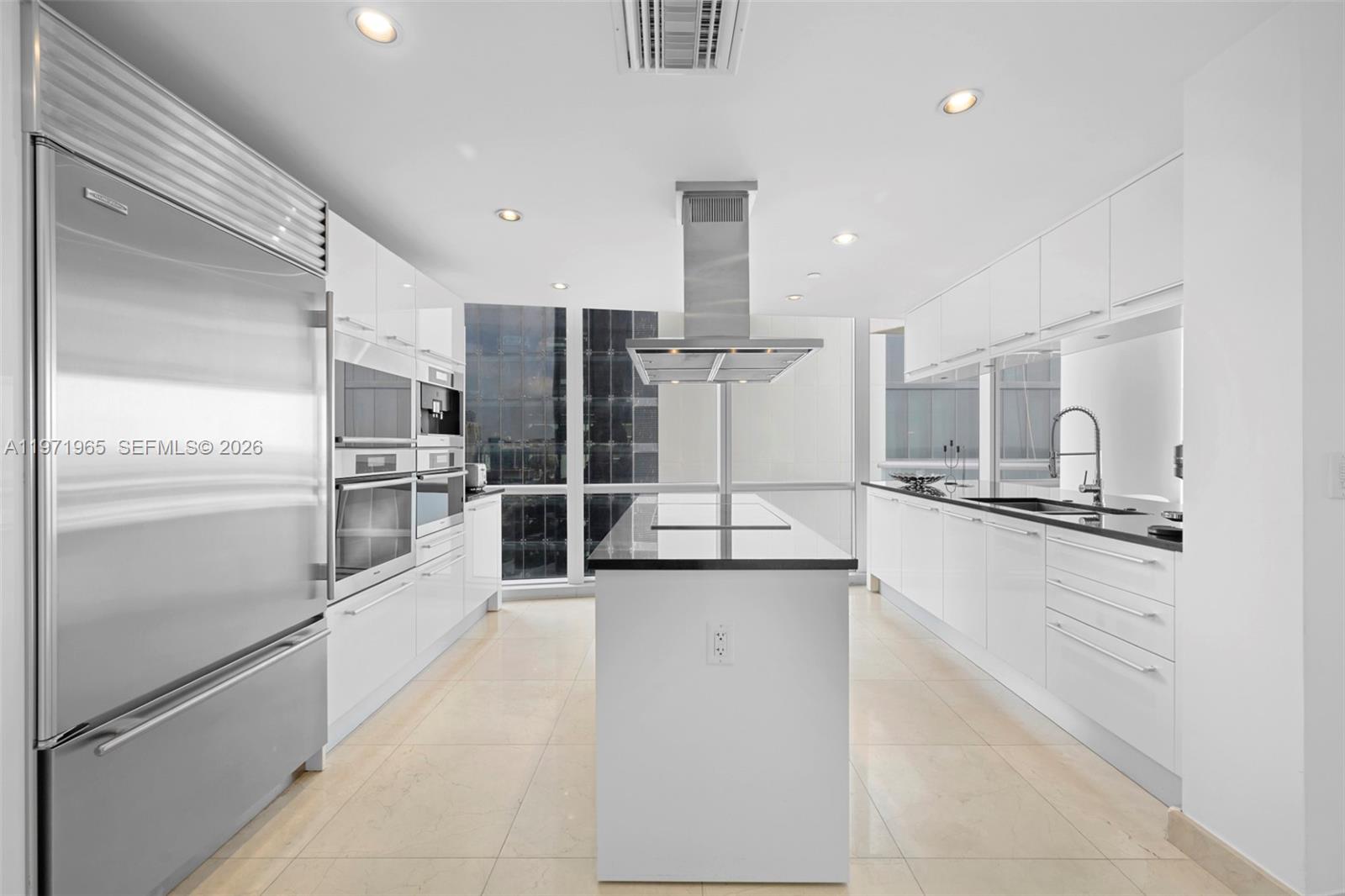 Residential in Sunny Isles Beach 5